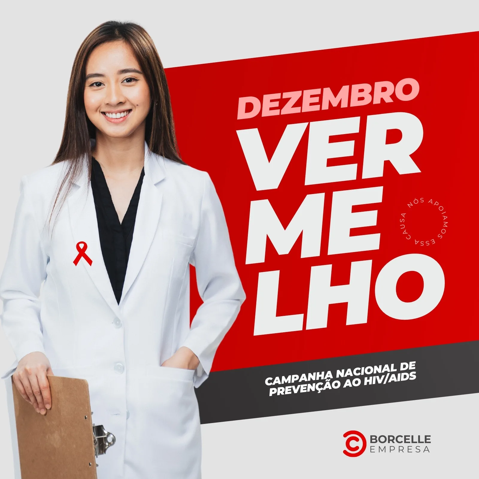 Mulher sorridente com jaleco branco e fita vermelha do laço do HIV no peito, segurando uma prancheta. Ao fundo, um banner vermelho com o texto 'Dezembro Vermelho' e 'Campanha Nacional de Prevenção ao HIV/AIDS'.