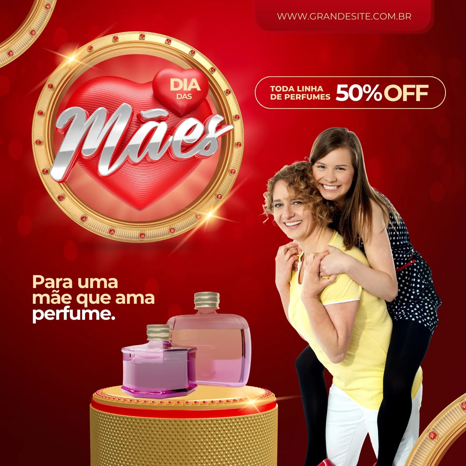 Post para Instagram e Facebook com tema de Dia das Mães, destacando uma promoção de 50% OFF em perfumes. O design moderno em vermelho e dourado apresenta uma mãe e filha sorrindo, junto a frascos de perfume e o texto 'Para uma mãe que ama perfume'.