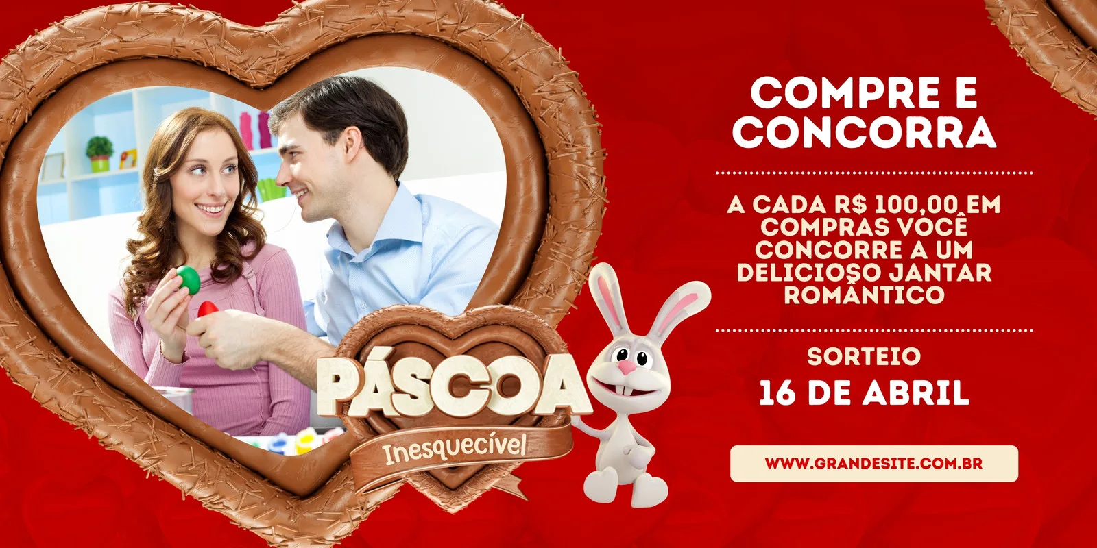 Banner horizontal vermelho com tema de Páscoa, apresentando um casal sorrindo dentro de um contorno de chocolate em formato de coração. Um coelho branco animado está ao lado, com texto sobre sorteio e a frase 'Compre e Concorra'.